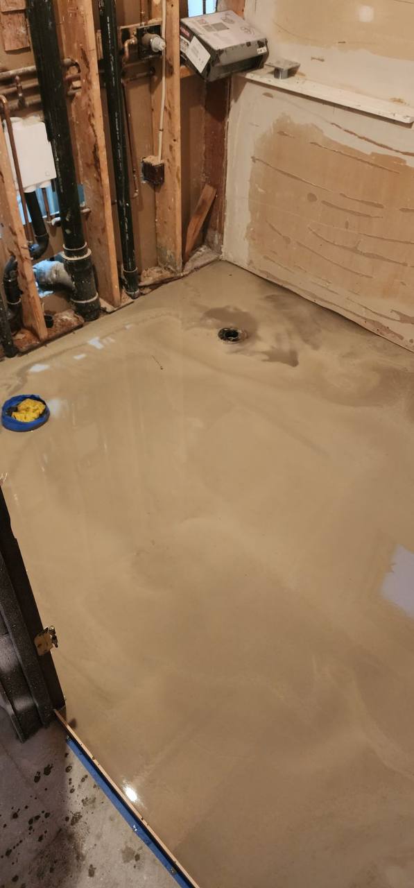 Bathroom Mortar Floor Prep
