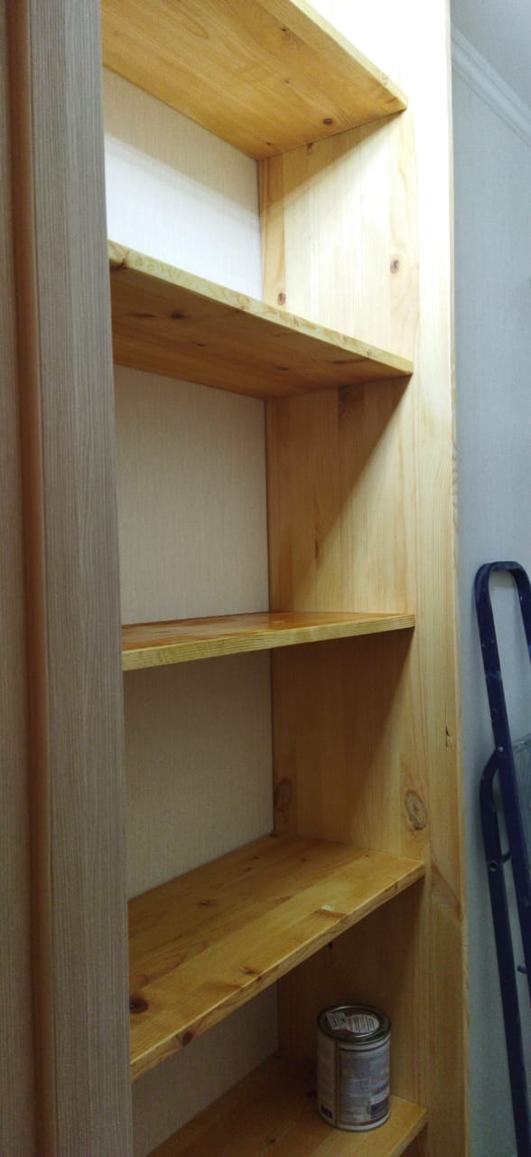 Carpentry Built In Shelving