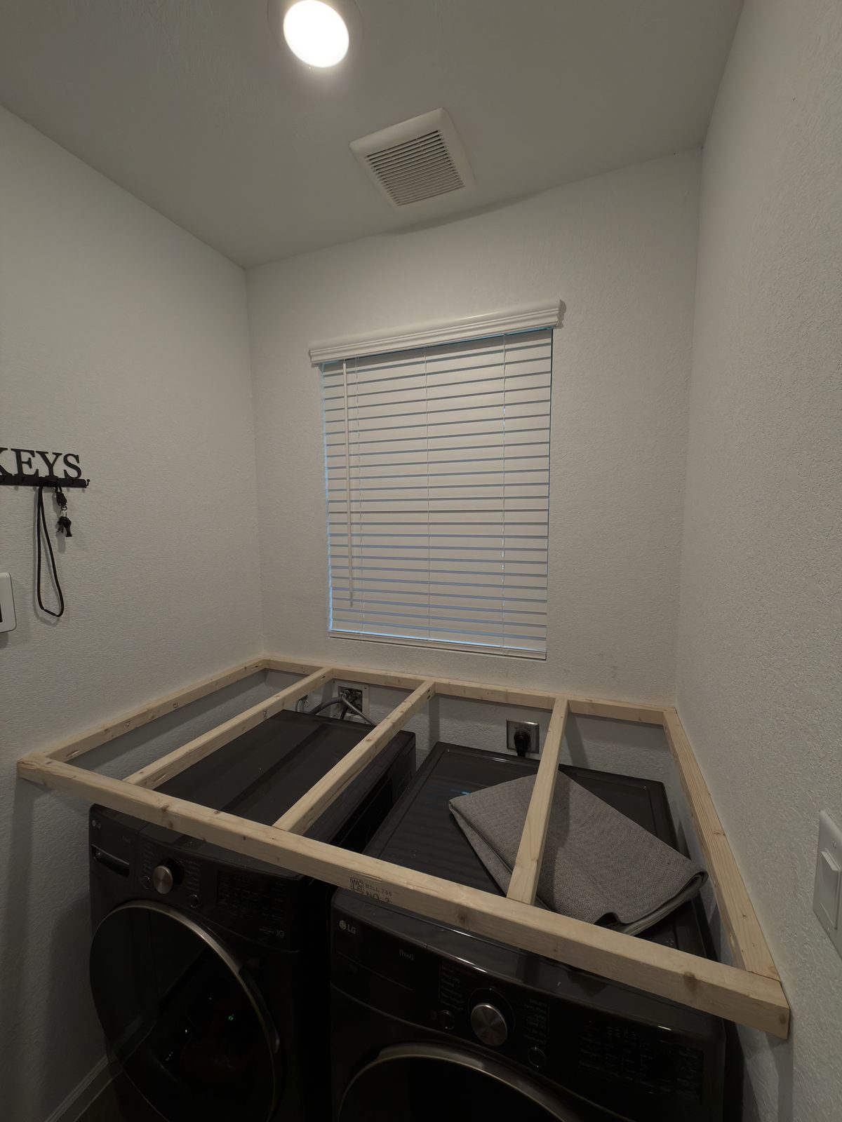 Custom built-in laundry shelving Walden TX